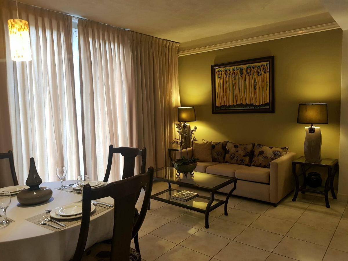 Los Altos Apartments & Studios Managua Buitenkant foto