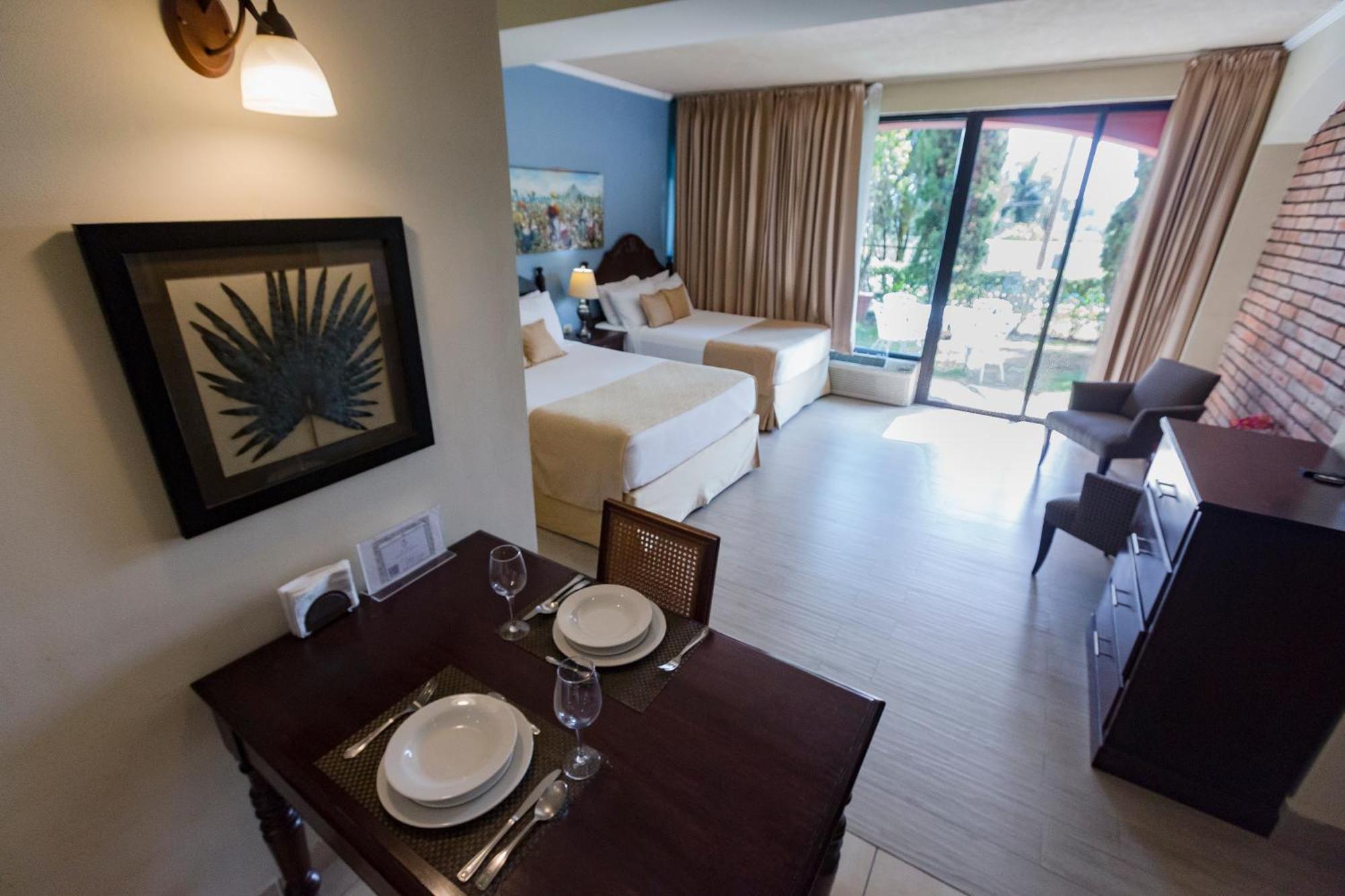Los Altos Apartments & Studios Managua Buitenkant foto